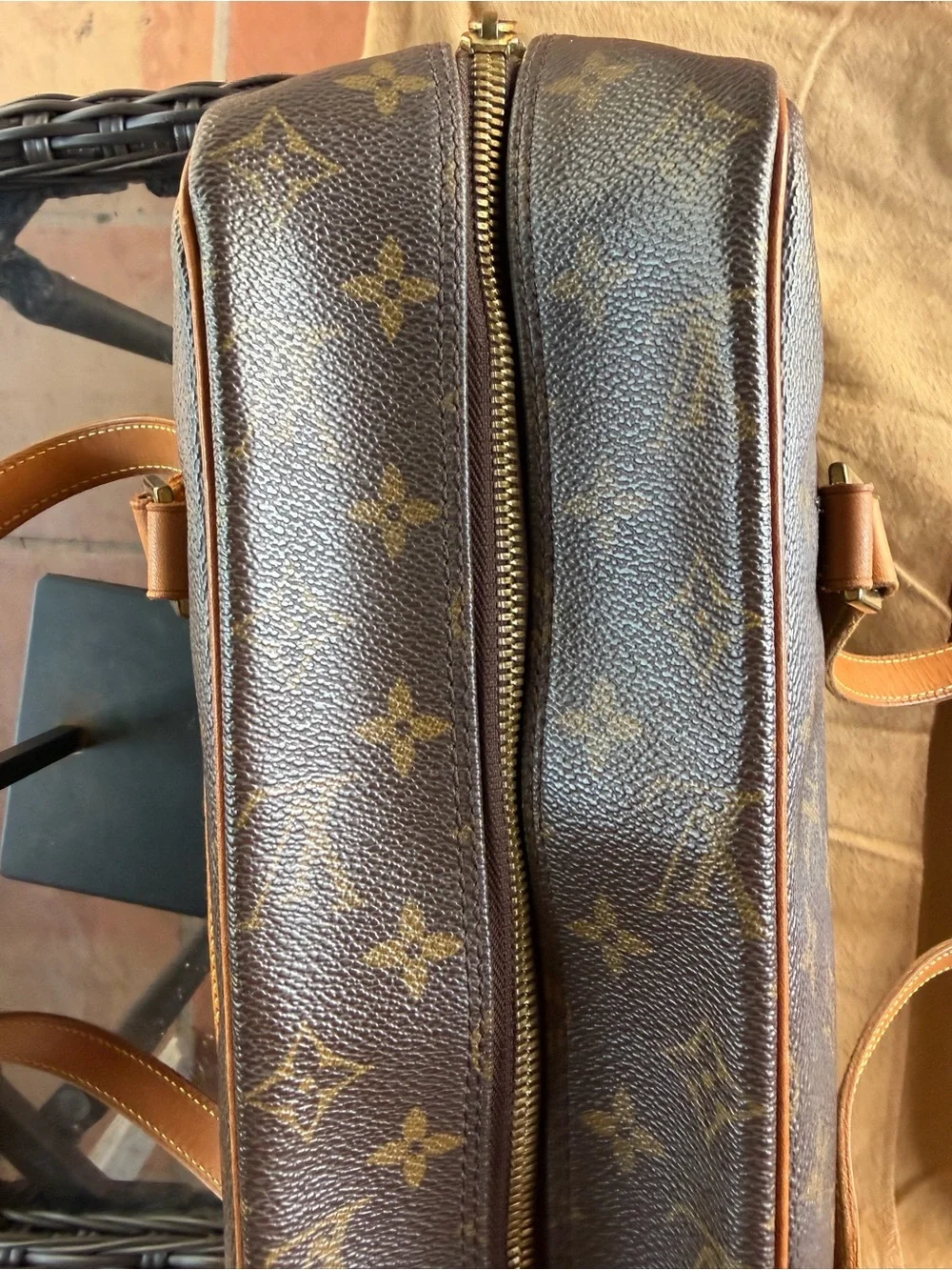 Louis Vuitton Monogram Canvas Brown & Tan Shoulder Bag - Picture 3 of 10